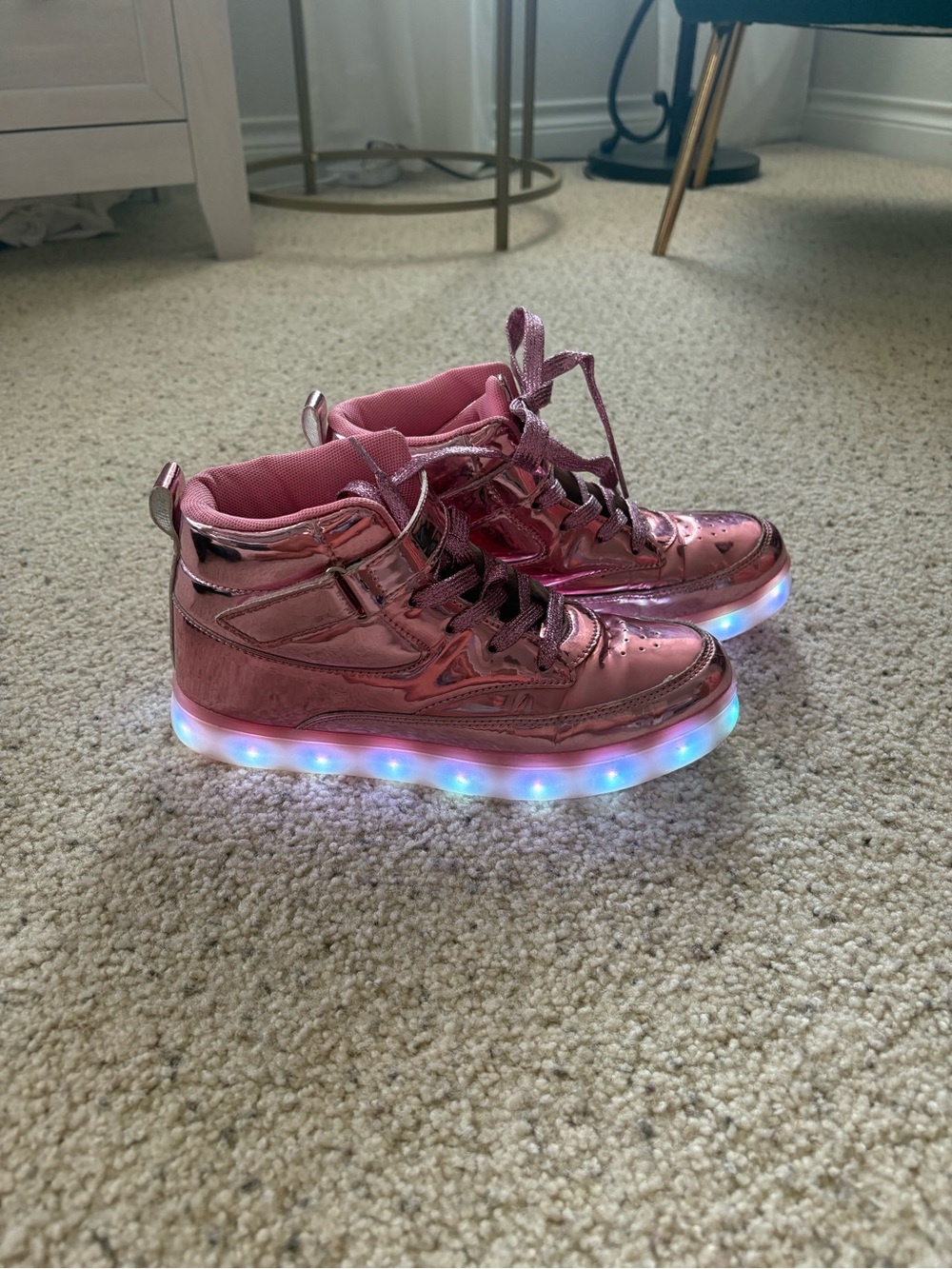 Girls' Pink Light-Up High Top Sneakers